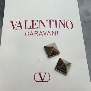 Valentino Rockstud Replacement Stud
Gold Pyramid New Authentic Bags Sho…